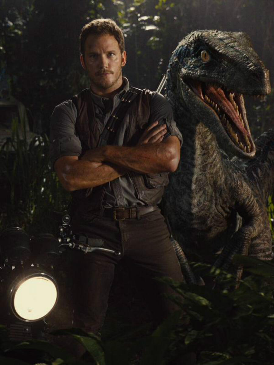 News Briefs: New 'Jurassic World' Image Shows Dinosaur; Watch 'Minions' in 1968 New York