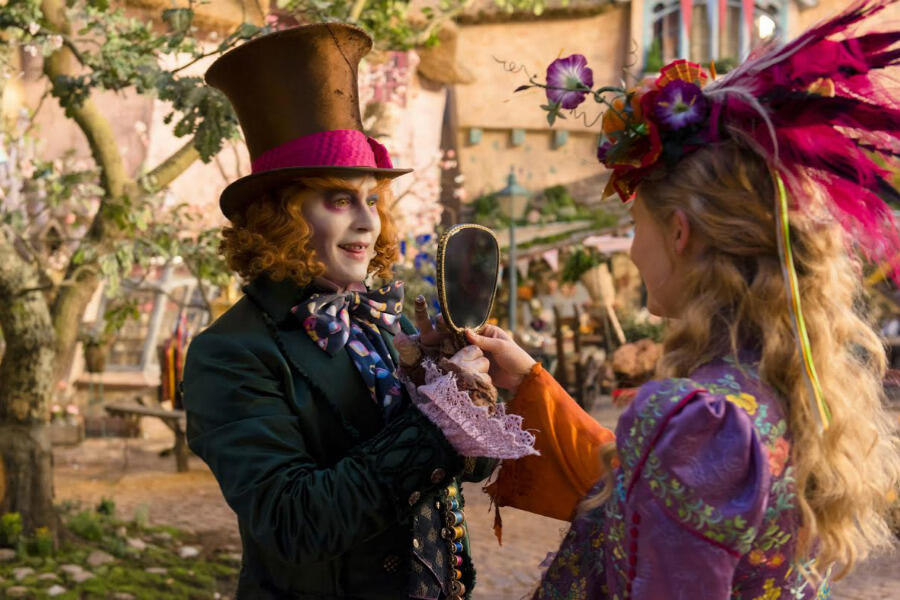 Trailer Buzz: You Gotta Watch This New Preview for 'Alice Through the Looking Glass'