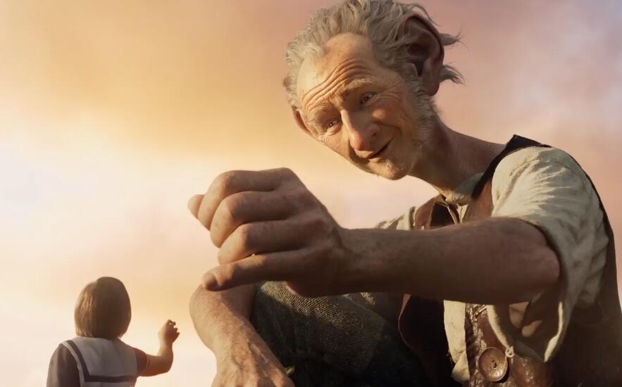 Exclusive Clip: Steven Spielberg Reveals What He Loves About Disney's 'The BFG'  