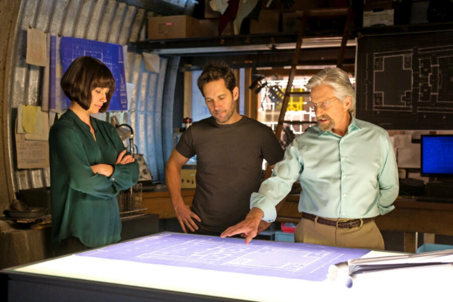 News Briefs: See New 'Ant-Man' Images; Stephen King's 'It' Director Quits