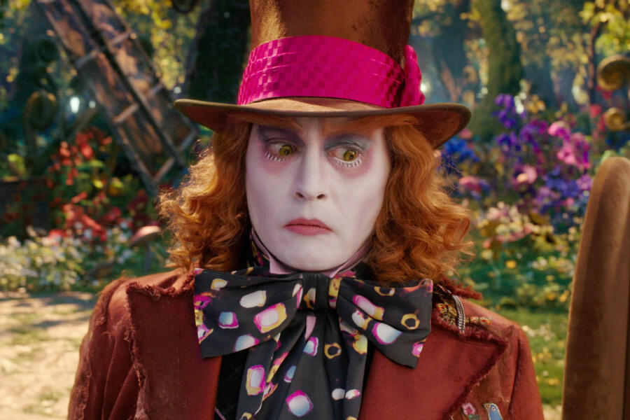 News Briefs: Now We Know Who Johnny Depp Will Be Playing in 'Fantastic Beasts 2'