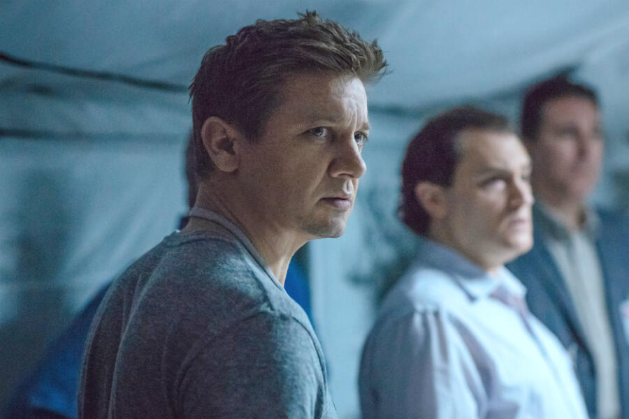 News Briefs: Jeremy Renner to Star As Western Hero Doc Holliday