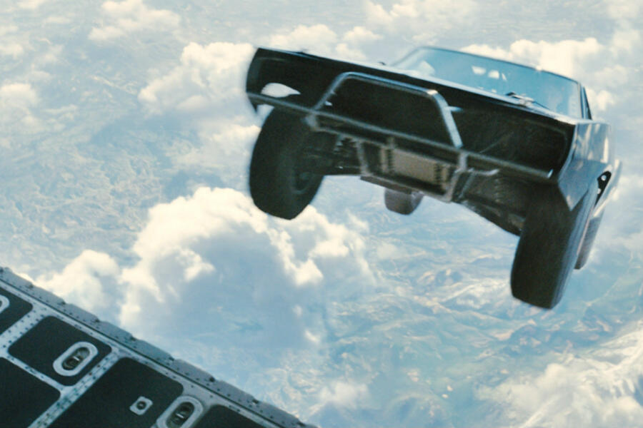 News Briefs: Who Will Direct 'Furious 8'? Ridley Scott Confirms More 'Prometheus' Movies