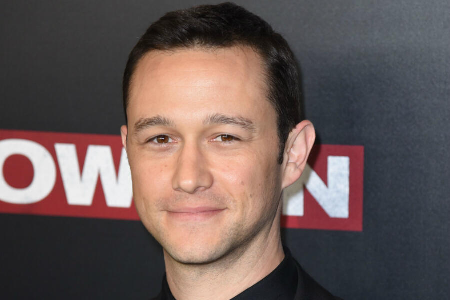 News Briefs: Joseph Gordon-Levitt to Star in Sci-fi Movie 'Sovereign'