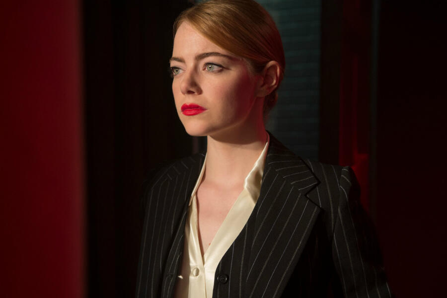 News Briefs: Broadway Veteran to Direct Emma Stone in 'Cruella'