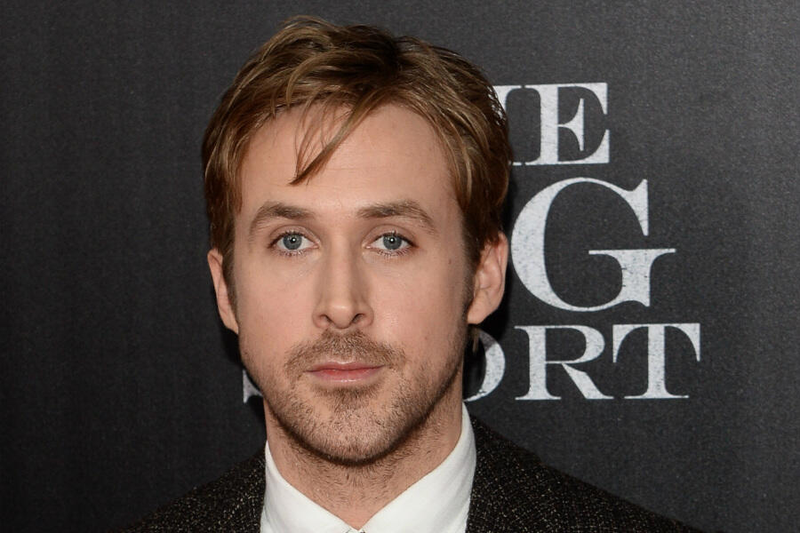 News Briefs: Ryan Gosling Touted As Astronaut Neil Armstrong