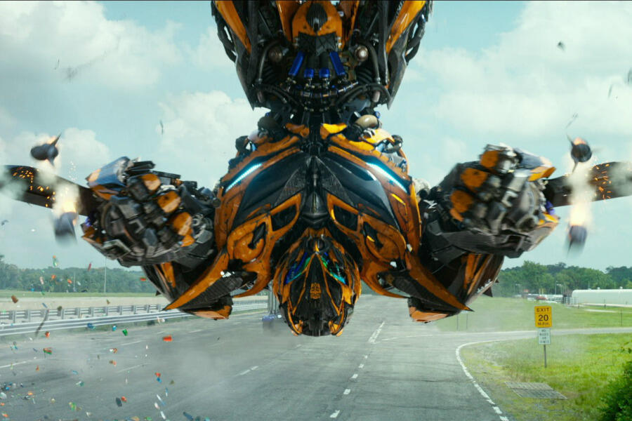 News Briefs: Get Ready for 10 More Years of 'Transformers' Movies