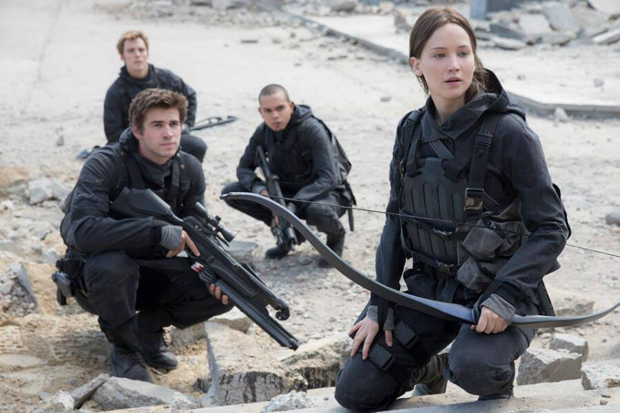 News Briefs: First Look at Jennifer Lawrence in 'Hunger Games: Mockingjay - Part 2'; New 'Vacation' Trailer