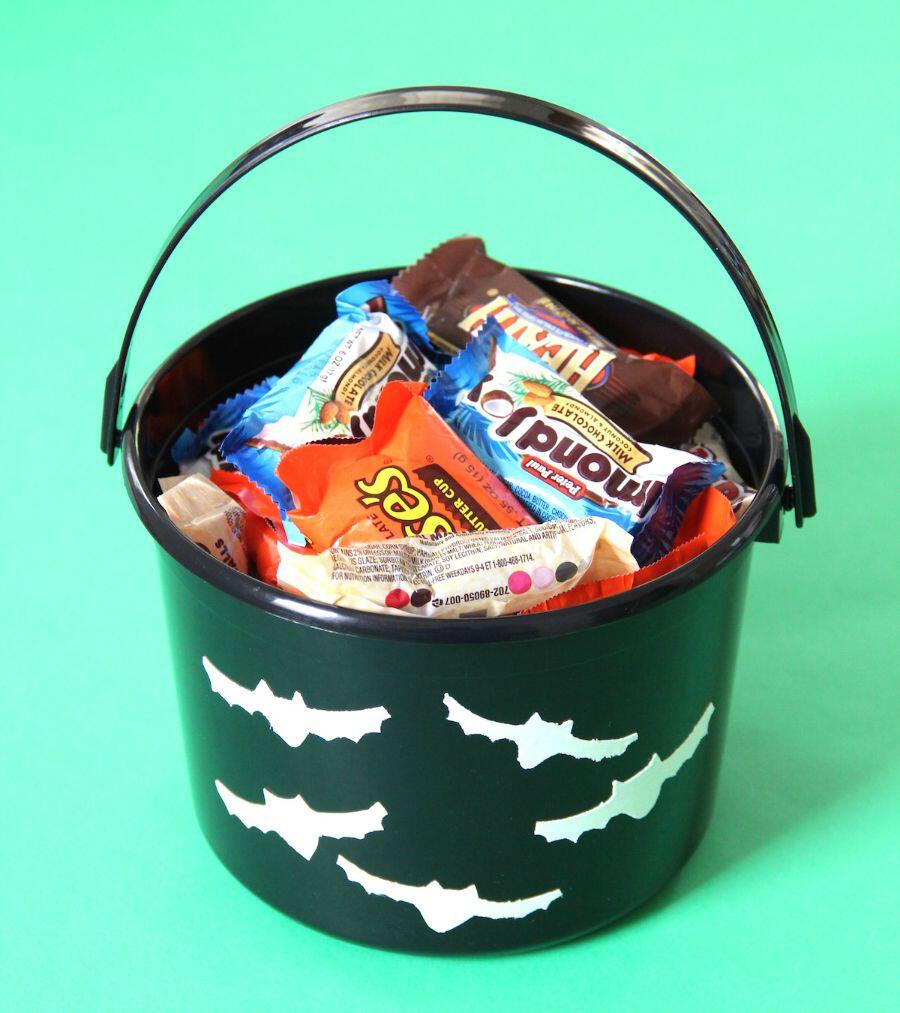 Make 'Hotel T2'-Inspired Glow-in-the-Dark Trick or Treat Buckets
