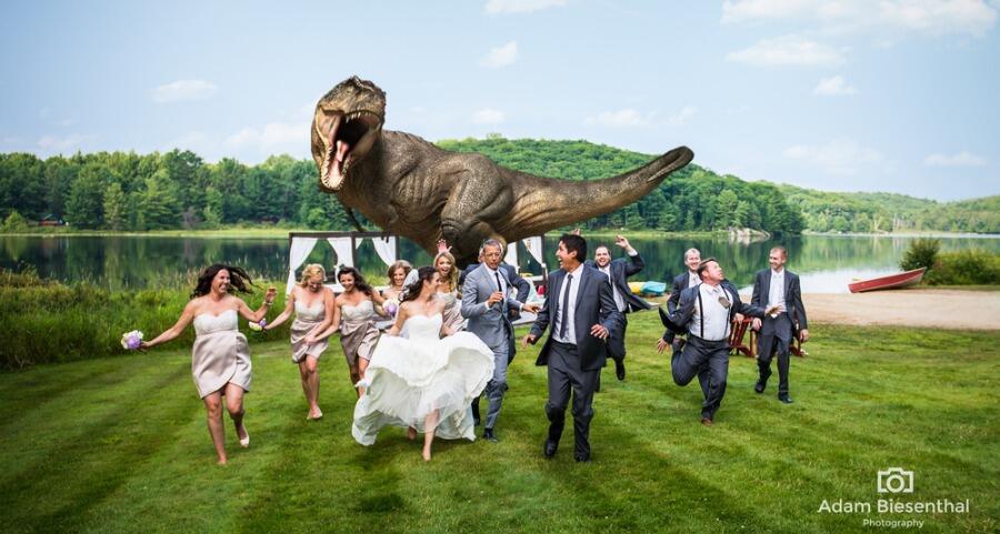 Jeff Goldblum Stars in the Greatest Movie-Related Wedding Photo of All Time