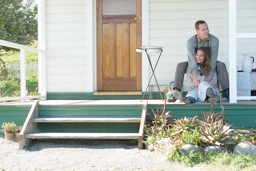 Exclusive Clip: A Moral Dilemma in 'The Light Between Oceans' 