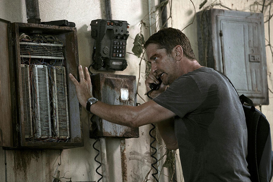 Watch Exclusive 'Plane' Clip: "One More Bit"