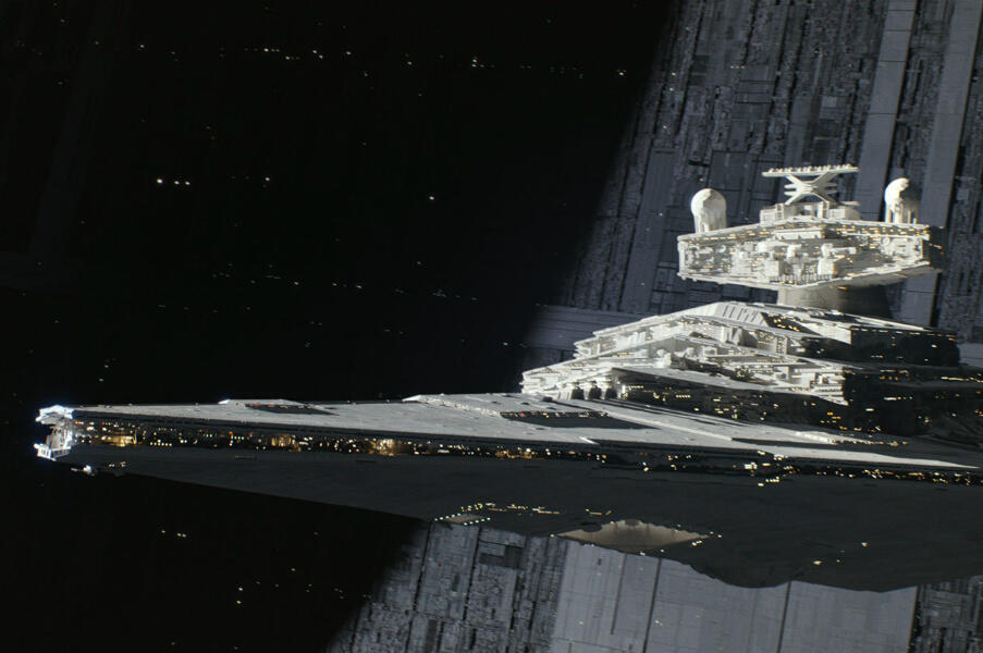 News Briefs: When We Can Expect a Live-Action 'Star Wars' TV Show
