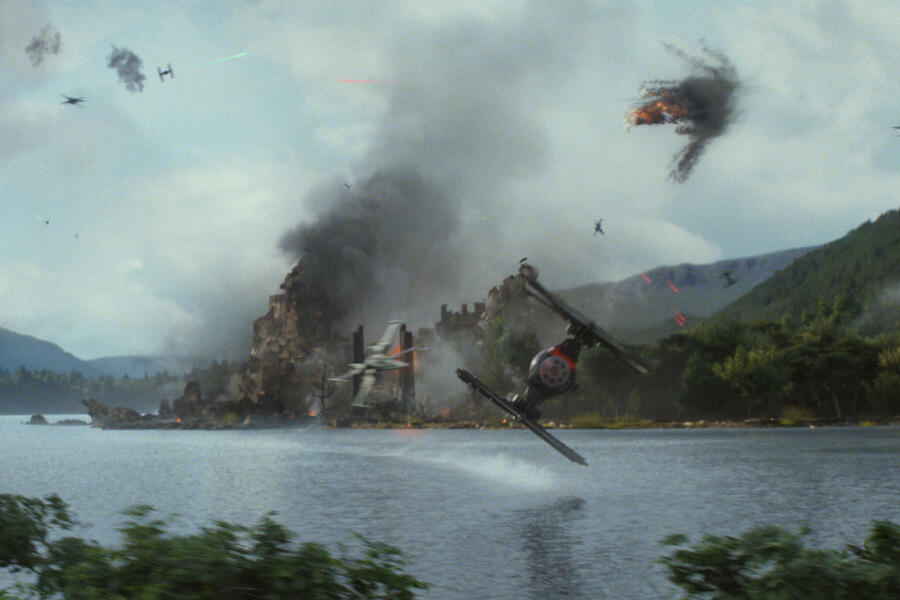 News Briefs: 'Star Wars: The Force Awakens' Makes Oscar Short List for VFX