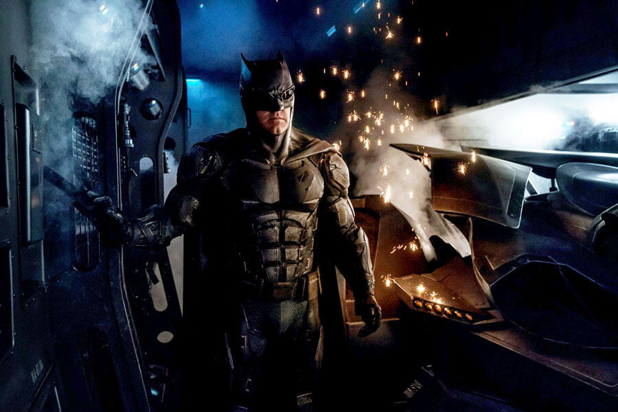 Zack Snyder Reveals Batman's Slick New Suit in 'Justice League' Photo