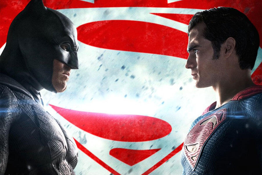 New 'Batman v Superman' TV Spots, Plus the Image That Has the Internet Buzzing