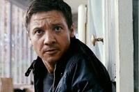 Matt Damon Who? Jeremy Renner Rocks in Latest 'The Bourne Legacy' Trailer