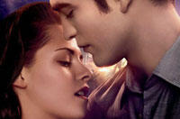 K-Stew and R-Patz Embrace, Jacob Scowls in New 'Breaking Dawn' Posters