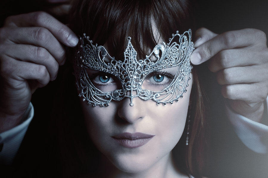 New 'Fifty Shades Darker' Trailer Slips Out of the Ordinary