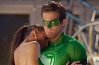 Warner Bros Considers Rebooting 'Green Lantern' Without Ryan Reynolds! Thoughts?