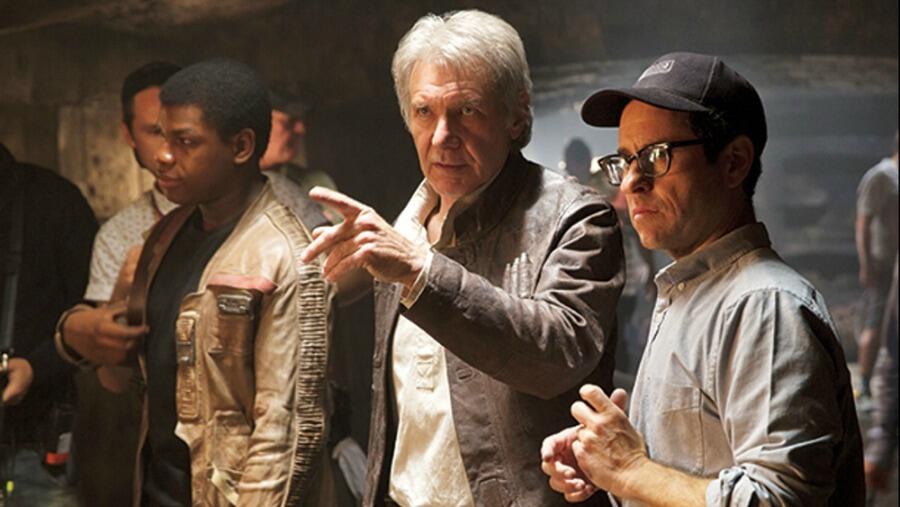 J.J. Abrams on How Harrison Ford Reacted to That BIG Moment in 'Star Wars: The Force Awakens'
