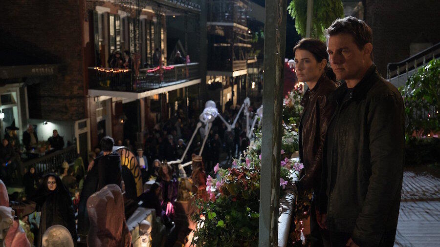 New Movie Trailers: 'Jack Reacher 2,' 'Rules Don't Apply' and 'The Space Between Us'