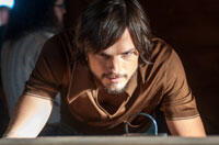 Watch Exclusive New Trailer from 'Jobs' Plus Live Chat with Ashton Kutcher Hosted by Dave Karger