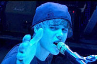 Justin Bieber May Team with Ashton Kutcher on High School Time-Travel Comedy