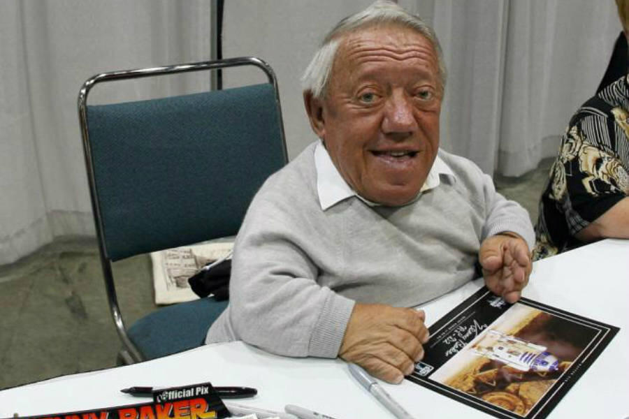 Kenny Baker, AKA R2-D2, Has Died