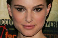 Natalie Portman Wanted for PG-13 'Alien' Prequel