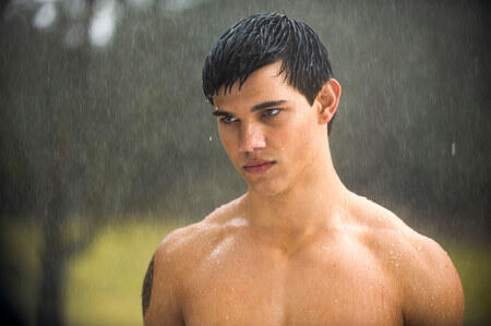 New on DVD: 'New Moon,' 'Princess and the Frog,' 'Ninja Assassin,' More