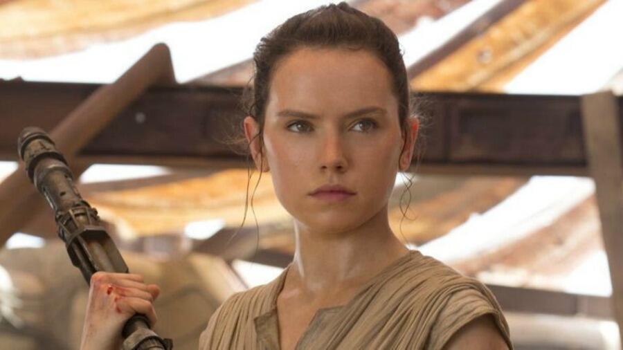 See Proof That Daisy Ridley's Rey Is a Much More Badass Jedi in 'Star Wars Episode VIII'