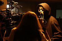 'Scream 4' Image: Ghostface is Back, But Is He Still Scary?