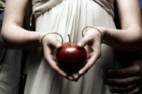 Kristen Stewart to Play Snow White?