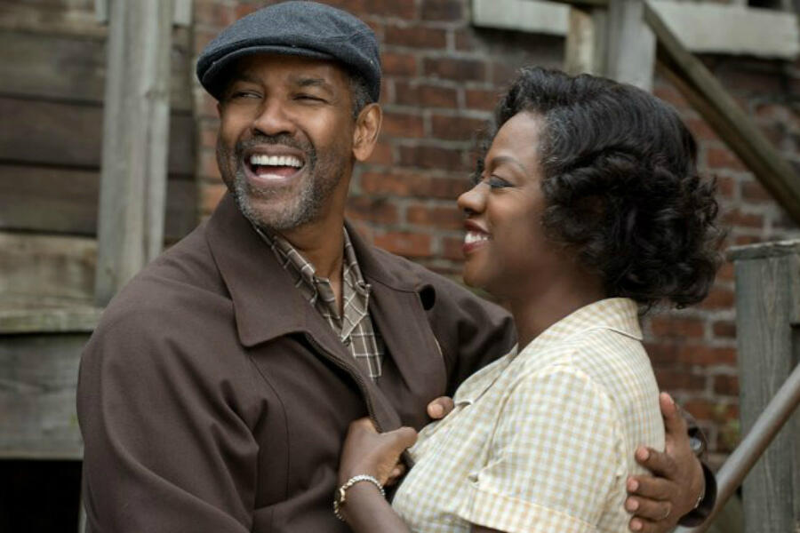 First Look at Denzel Washington in 'Fences,' Plus: 'Spider-Man' and More