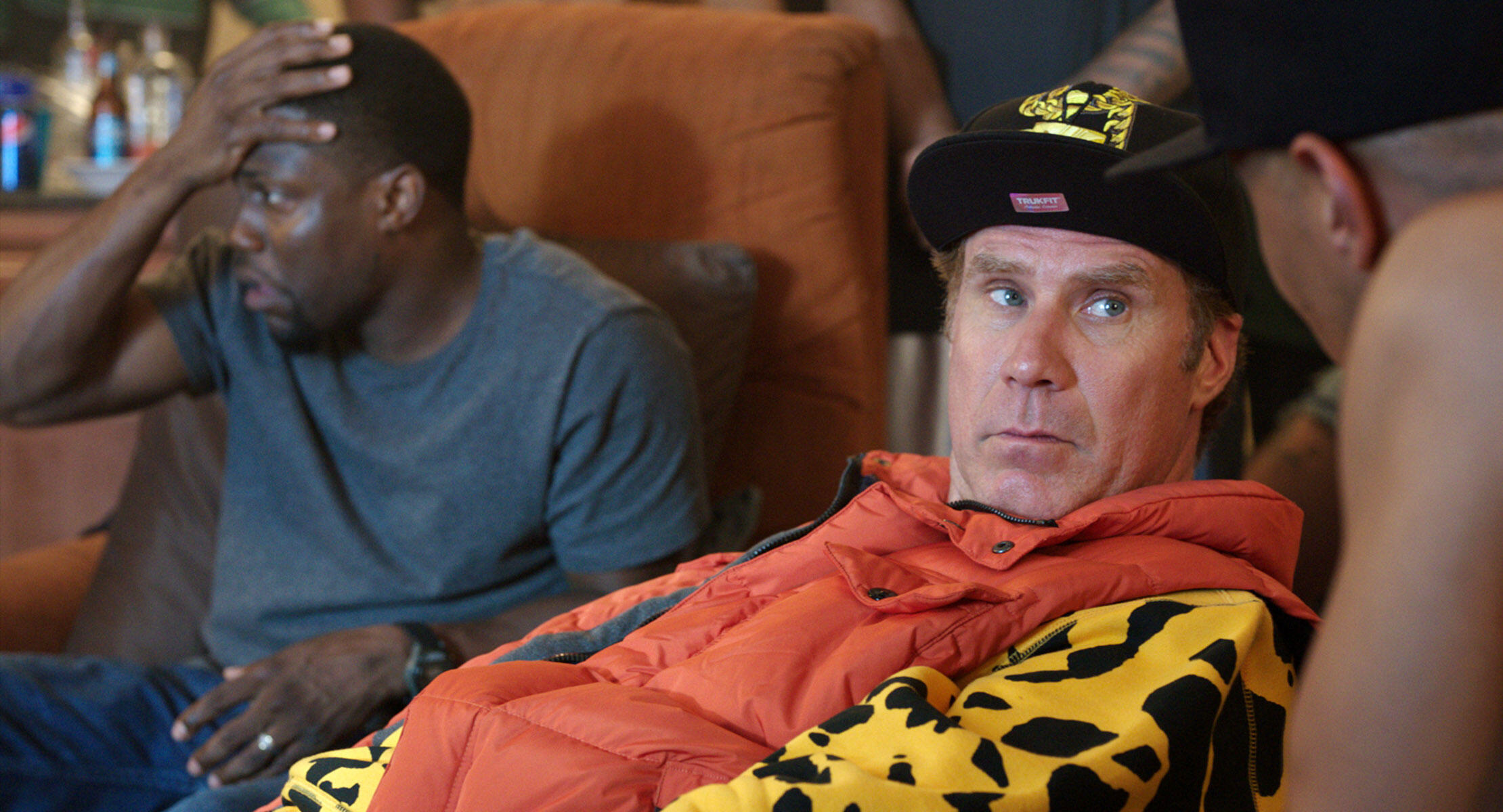 Kevin Hart as Darnell Lewis and Will Ferrell as James King in "Get Har...