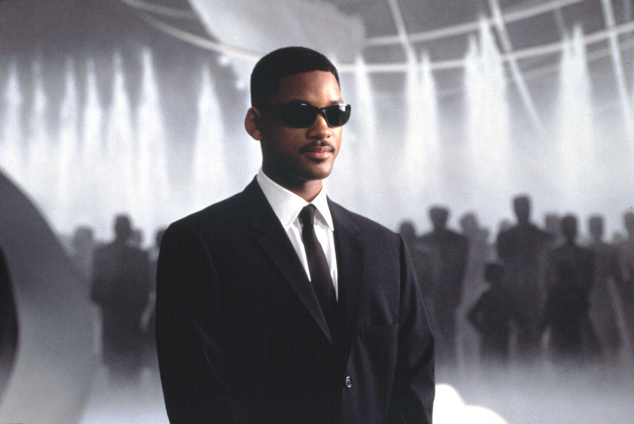 video-black-in-black