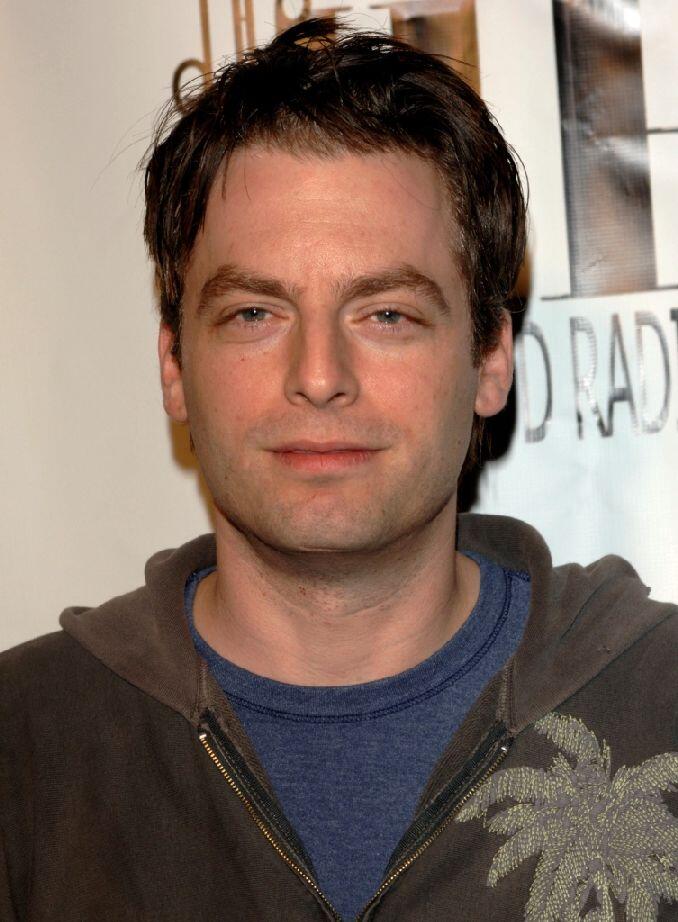 Justin Kirk Pictures and Photos | Fandango