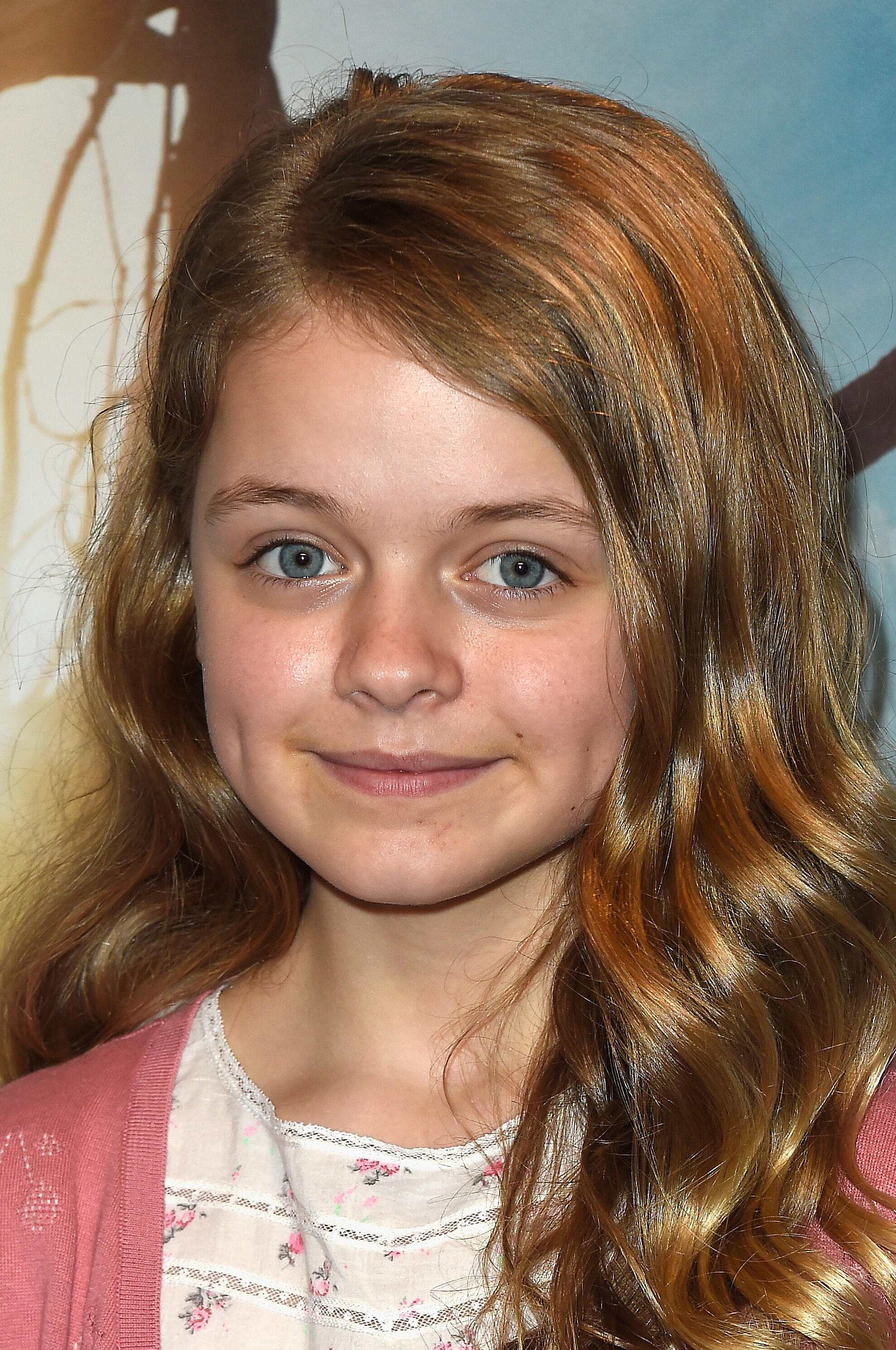 Kylie Rogers Pictures And Photos Fandango
