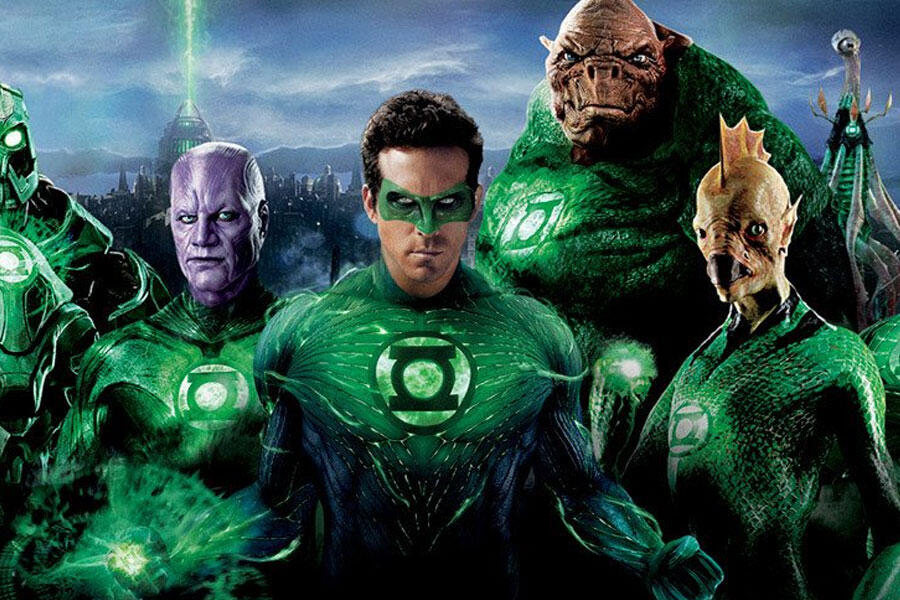 Tom Cruise and Ryan Reynolds Are on the Short List of Actors for 'Green Lantern Corps'