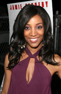 Actress Shaun Robinson at the L.A. premiere of "Kickin' It Old Skool."
