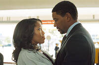 Regina King and Laz Alonso in "This Christmas."