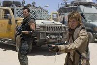 Oded Fehr and Milla Jovovich in "Resident Evil: Extinction."