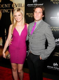 Actors Amy Smart and Branden Williams at the Las Vegas premiere of "Resident Evil: Extinction."