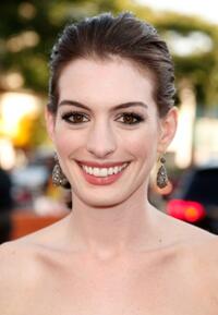 Anne Hathaway at the World premiere of "Get Smart."