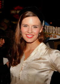 Actress Maggie Grace at the L.A. premiere of "Charlie Wilson's War."