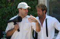 Director Joe Menendez and Gabriel Soto on the set of "Ladron que Roba a Ladron."