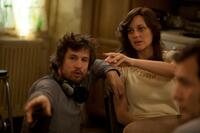 Director Guillaume Canet and Marion Cotillard on the set of "Blood Ties."