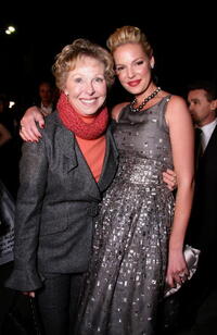 Katherine Heigl with mom Nancy at the "27 Dresses" premiere.