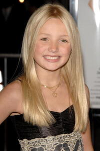 Peyton List at the "27 Dresses" premiere.